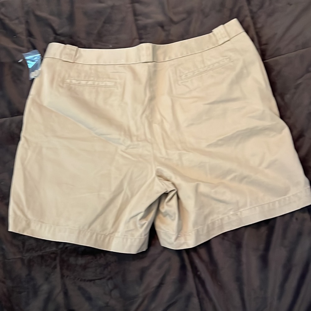 Gap Chino Khaki Women’s Shorts size 16 NWT 100% cotton - Picture 3 of 3